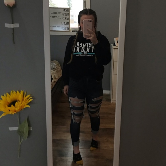 American Eagle Jeans! - Picture 5 of 8